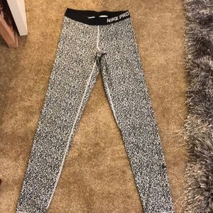 Nike Pro Leggings